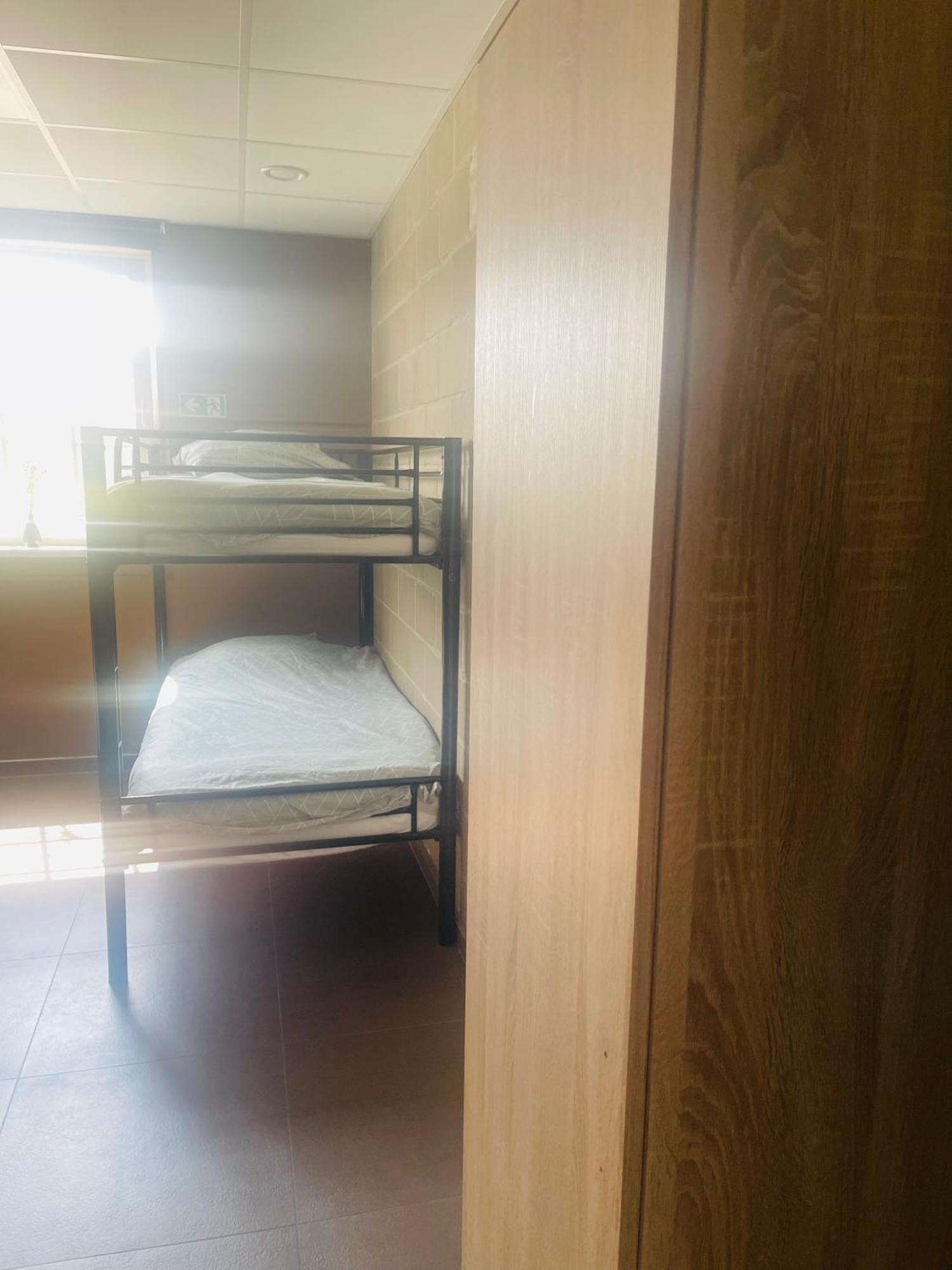 Equus B&B Bredene Bagian luar foto