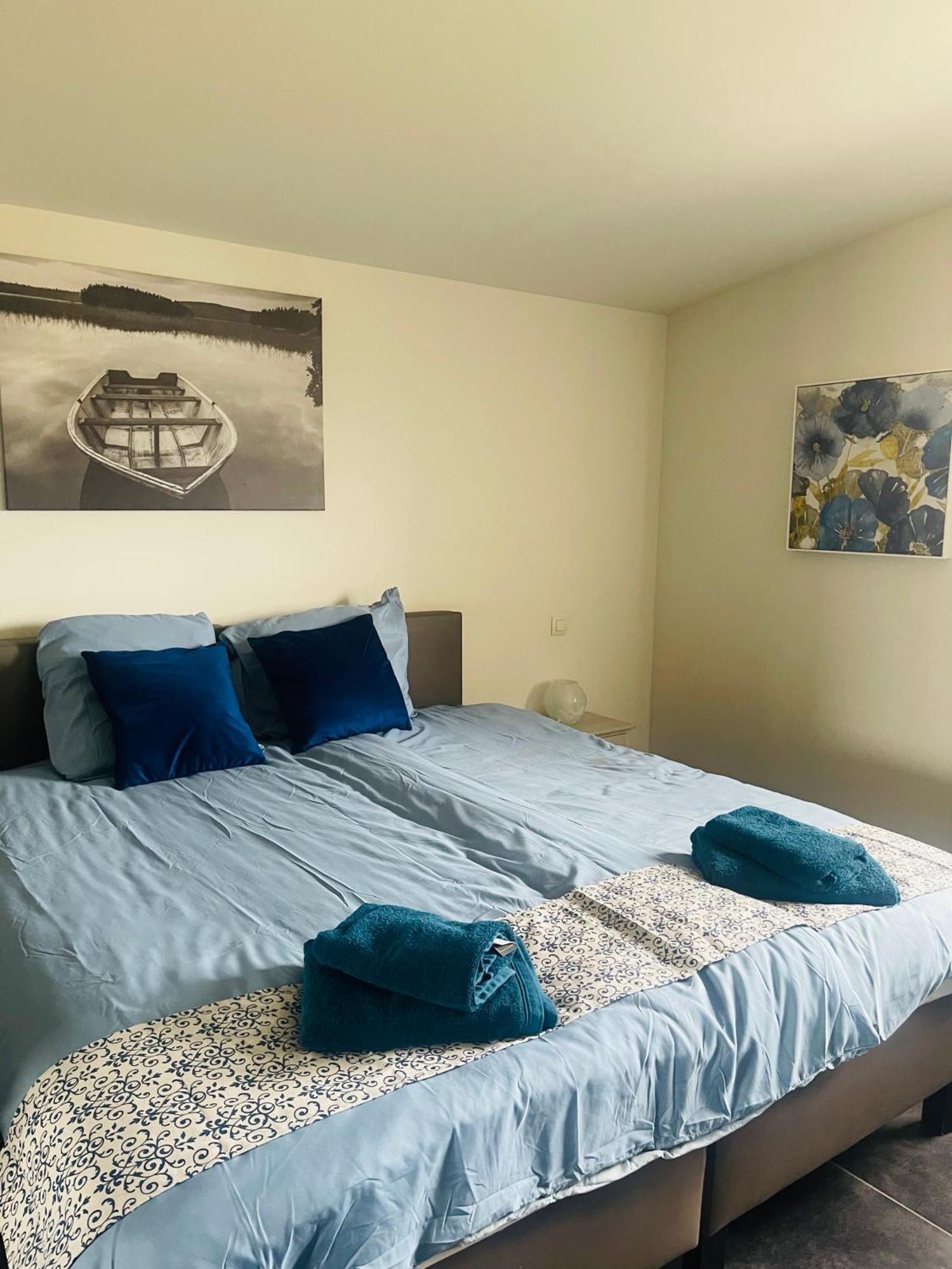 Equus B&B Bredene Bagian luar foto