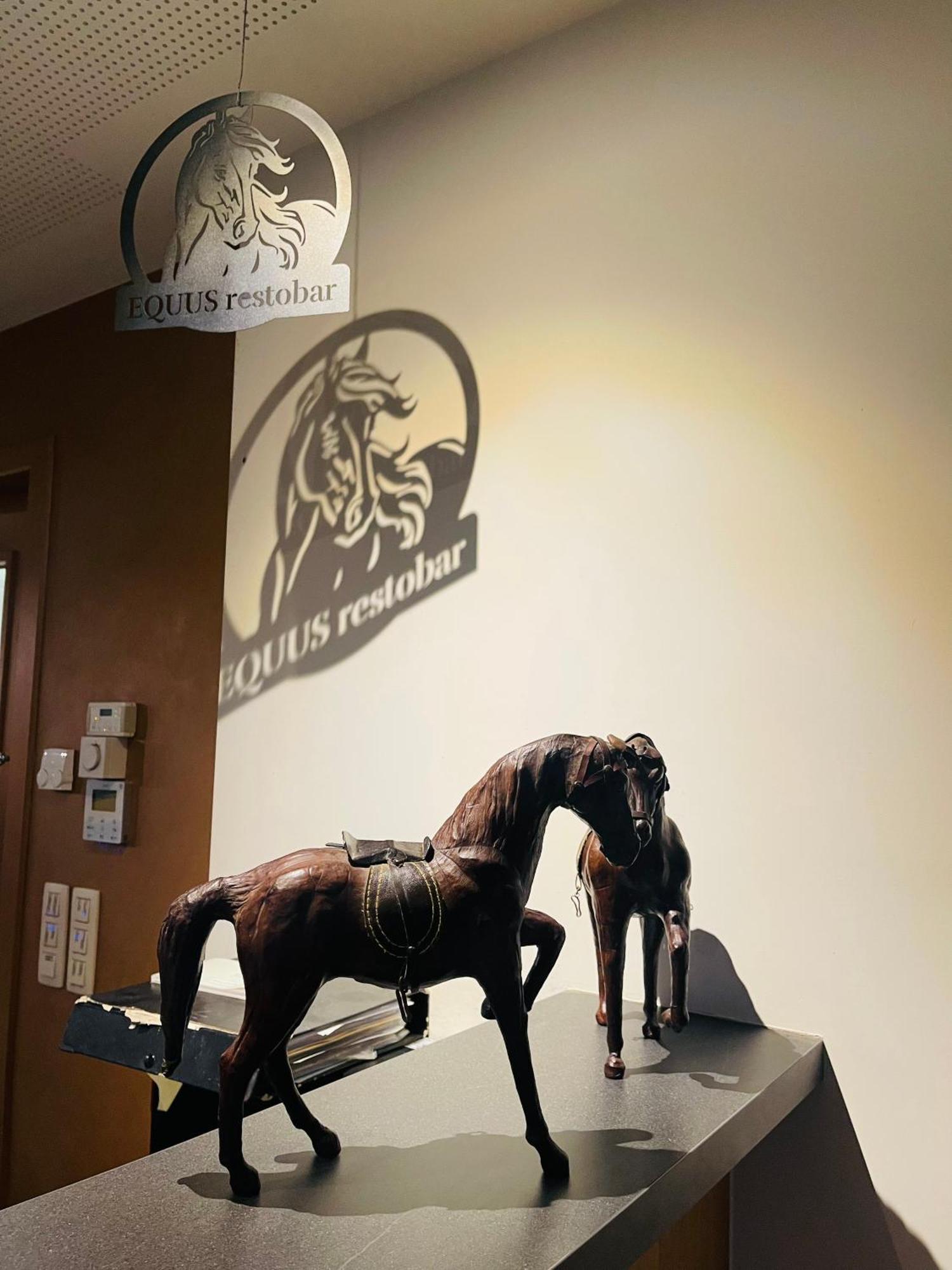 Equus B&B Bredene Bagian luar foto